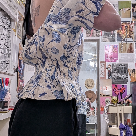 Floral Off-Shoulder Top - Picture 5 of 14